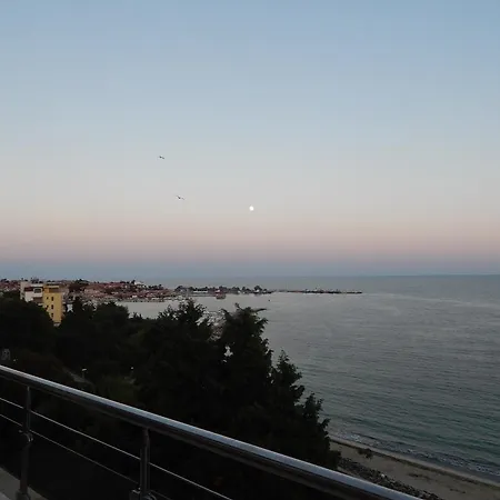 Black Sea Panorama Apartamento *